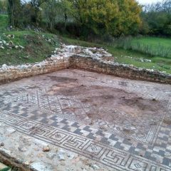 Foto: Kninski muzej završio ovogodišnju kampanju otkrivanja rimskog mozaika i konzervacije rimske vile u Orlićugall-0