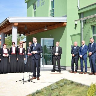 NP Krka otvorio novi posjetiteljski centar u Laškovicigall-1