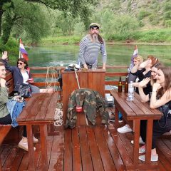 Foto izvještaj: Cijeli tim ACT grupe iz Čakovca uživa u turističkom posjetu Kninu: Od Krčića i tvrđave do večerašnjeg koncerta u A3gall-0