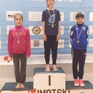 Šest medalja u Imotskom za TK DIV Knin; Lea Grbavac zlatnagall-1