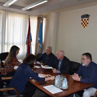 Potpisan ugovor o izgradnji cikloturističkog vidikovca Vrelo Cetinegall-3