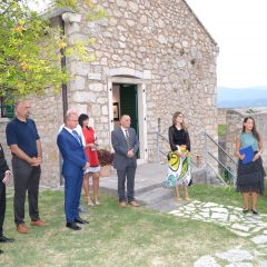 Ministar vanjskih poslova otvorio na tvrđavi izložbu „Hommage Virgiliju Nevjestiću“gall-3