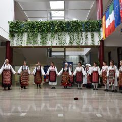 Srednja škola Lovre Montija ugostila učenike i nastavnike iz Hrvatske i još pet zemaljagall-6