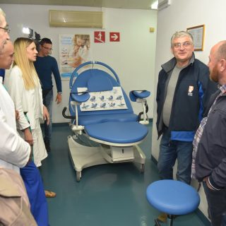 Grad donirao bolnici medicinsku opremu vrijednu 200 tisuća kunagall-2